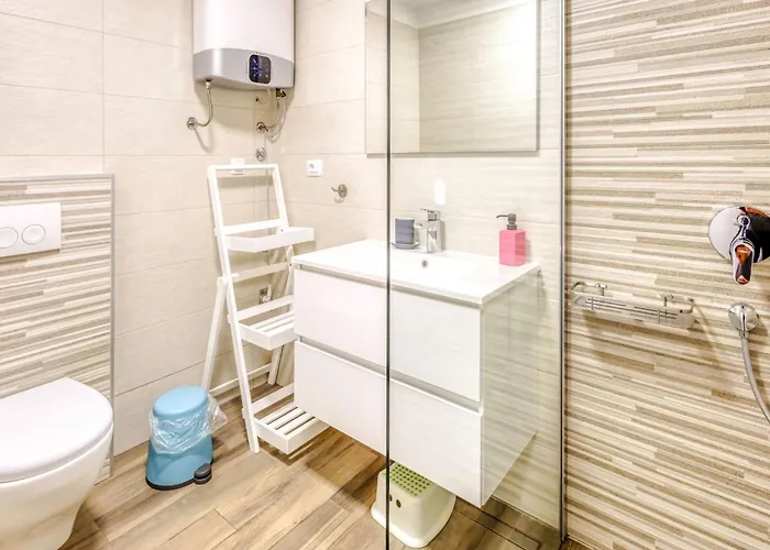 Medna B6 By Interhome شقة